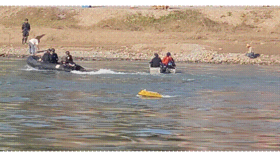 People in a jet skiAI-generated content may be incorrect.