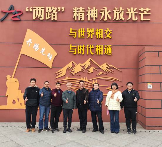 2879893c76b8322f426d44407c97acc4